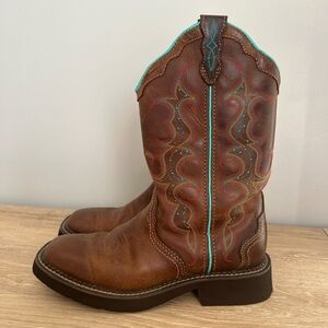 Women’s Justin Boots